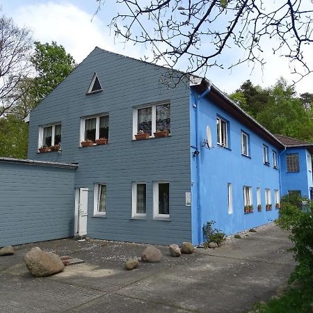 Hotel Gasthof Blaues Haus Bastorf Exterior foto