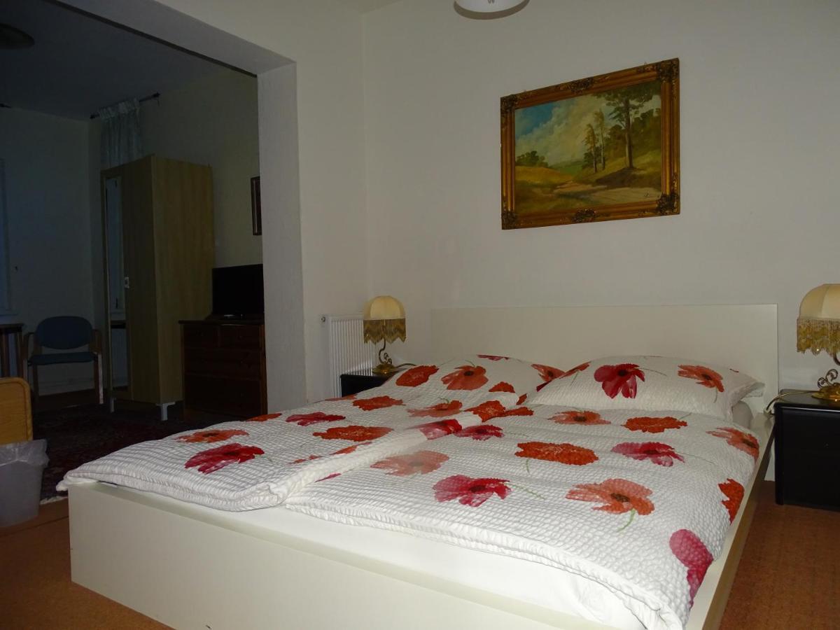 Hotel Gasthof Blaues Haus Bastorf Zimmer foto