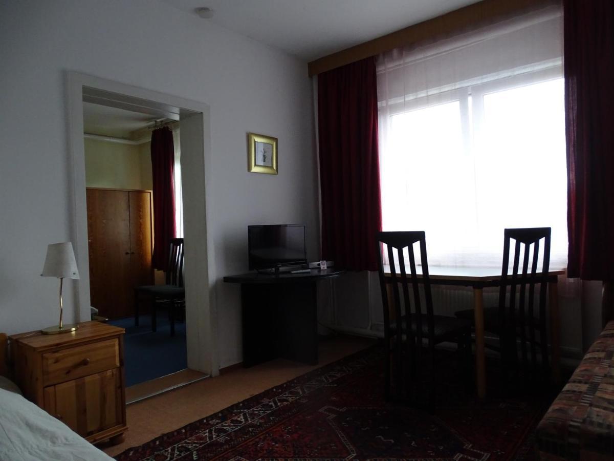 Hotel Gasthof Blaues Haus Bastorf Zimmer foto